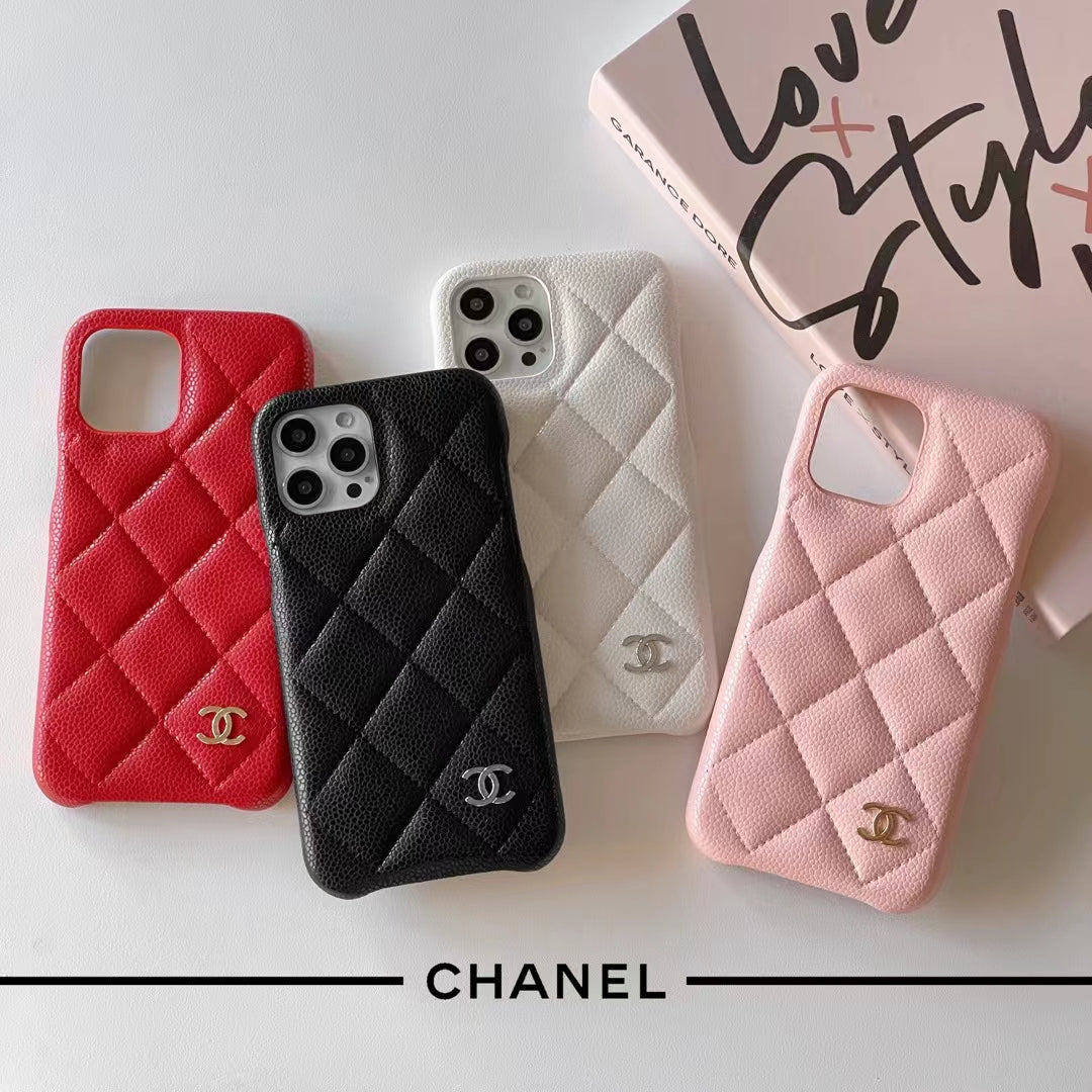 CHANEL ホワイト キルティング iPhoneケース アイフォン17/17pro ケース シャネル iphone16/16pro ケース chanel