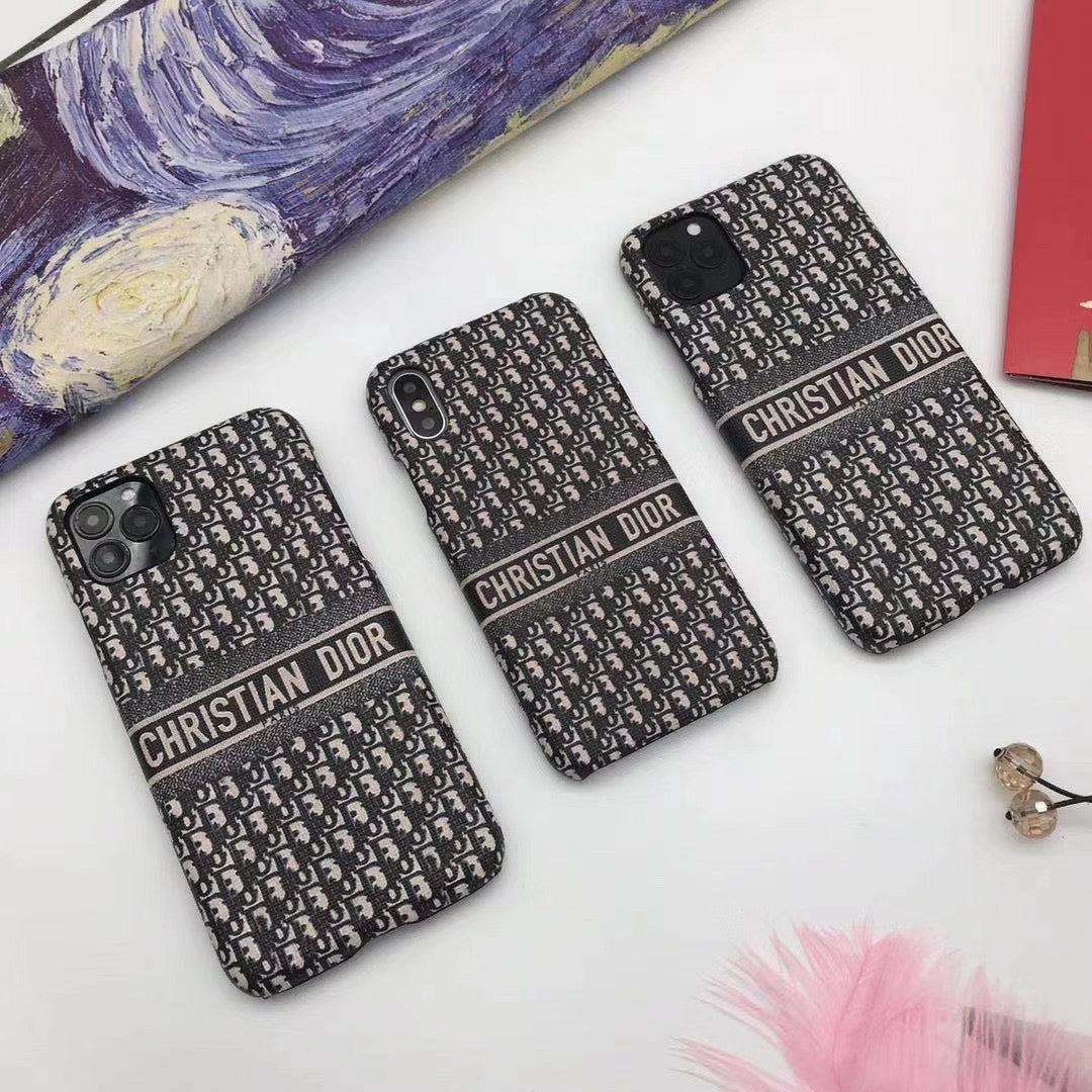 Close-up of precision-fit design, providing seamless access to phone features