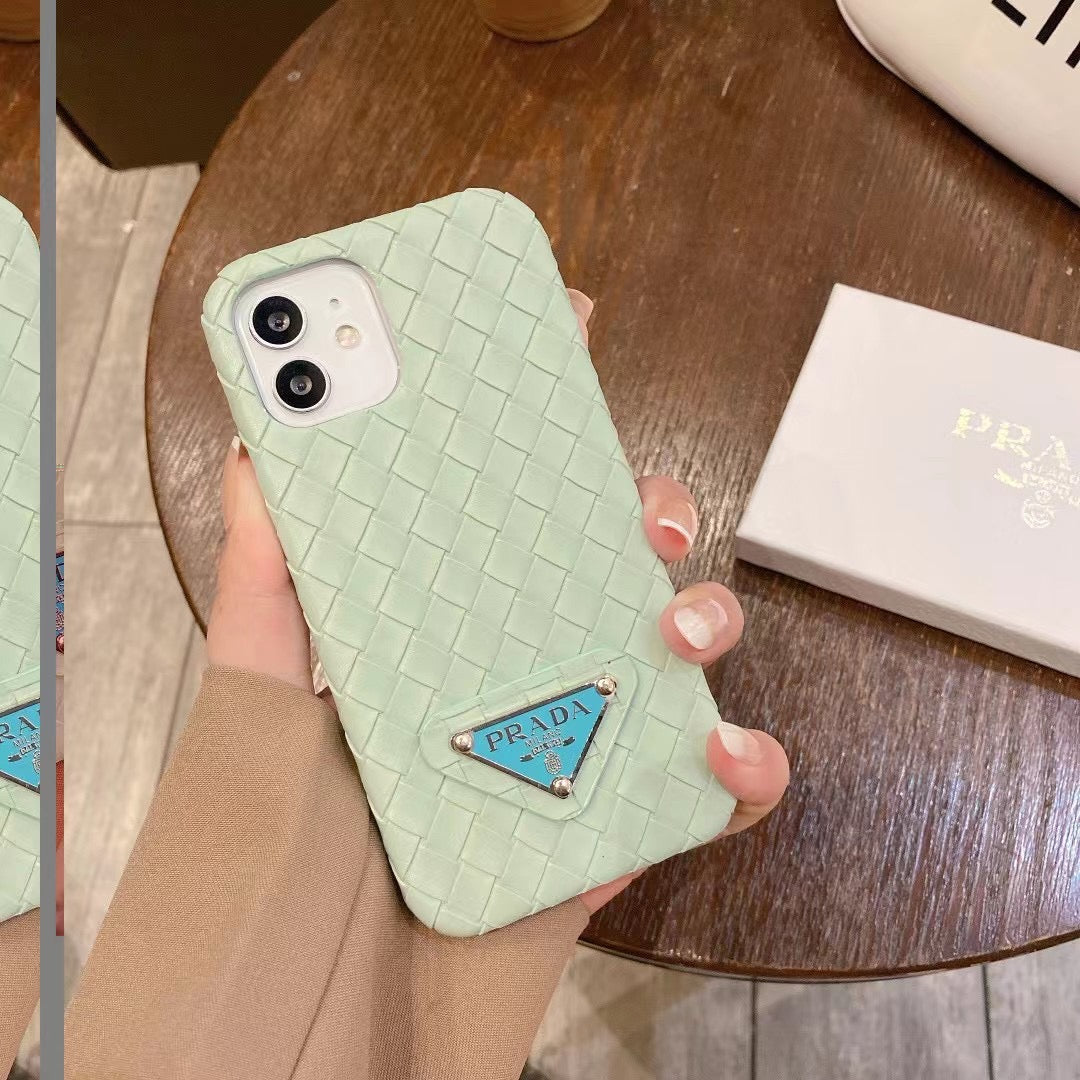 Snake Pattern iPhone Cover: Luxury Design