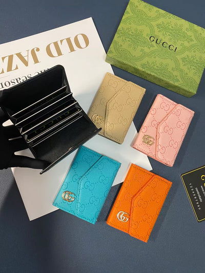 Close-up of the Gucci wallet’s sleek design and premium leather texture