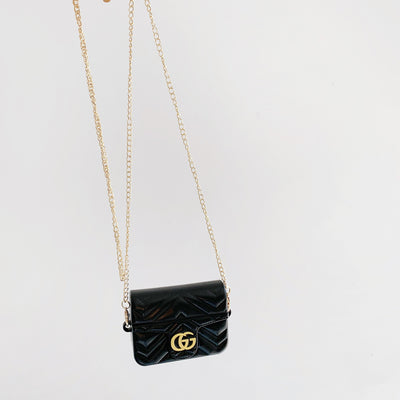 Stylish GUCCI case for AirPods with classic logo