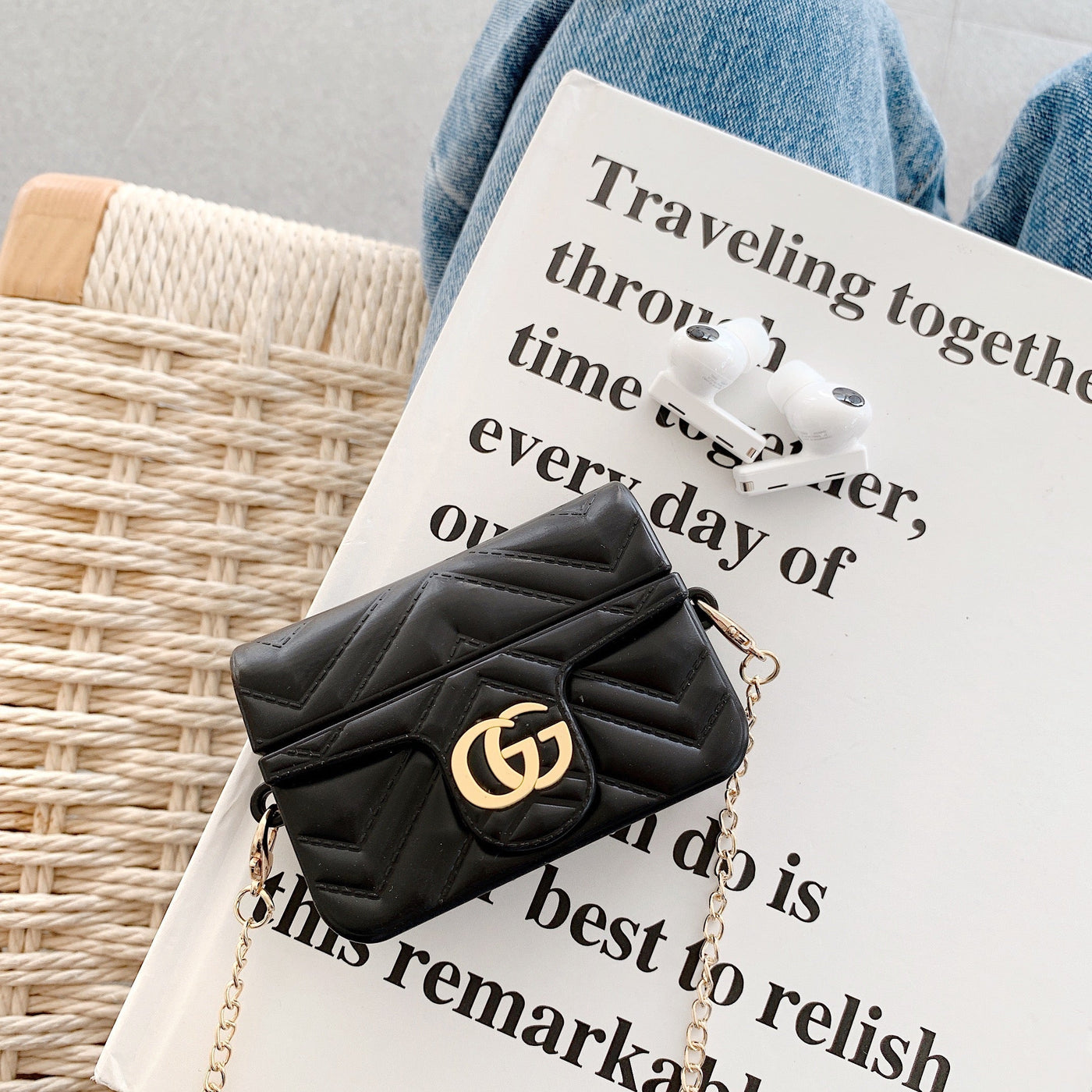Stylish GUCCI case for AirPods with classic logo