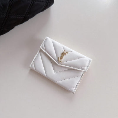 Designer YL Wallet Card Holder - Luxury Edition: A statement piece for the discerning individual